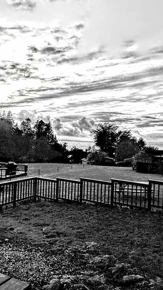 Inn at Schoolhouse Creek