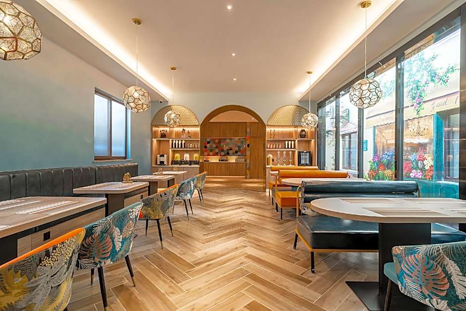 Ibis Styles Nantong Haohe – Nantong, VA