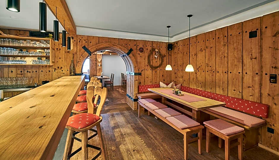 Aktivhotel & Gasthof Schmelz Ihr familienfreundliches Urlaubs Hotel mit Wellness Hallenbad, Alpensauna neu ab Februar 2026 Chiemgau Karte