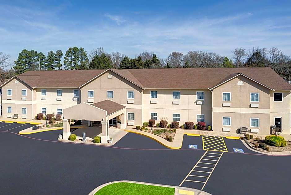 Days Inn & Suites by Wyndham Cabot