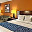 Travelodge by Wyndham Seymour