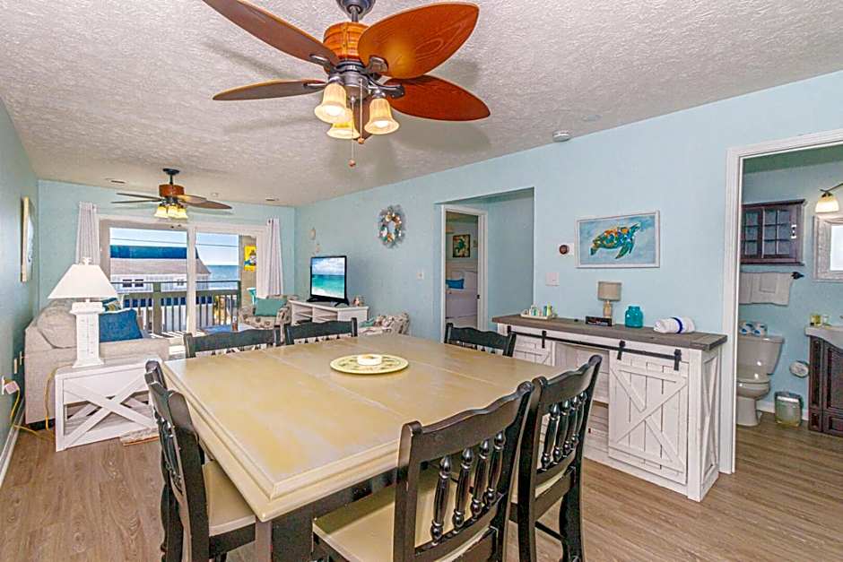 Stunning Ocean View 2-bedroom Suite-Renovated and sleeps 8! Channel Marker E-3