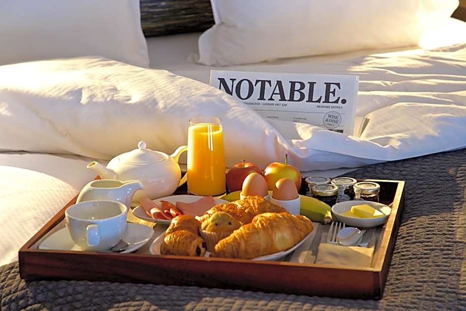 54 Queen's Gate Hotel