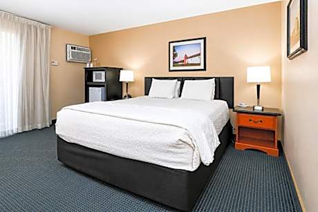 Standard King Room (Upstairs)
