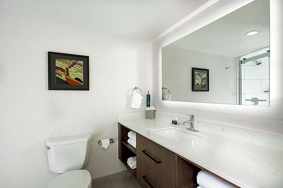 DoubleTree By Hilton Hotel Jackson