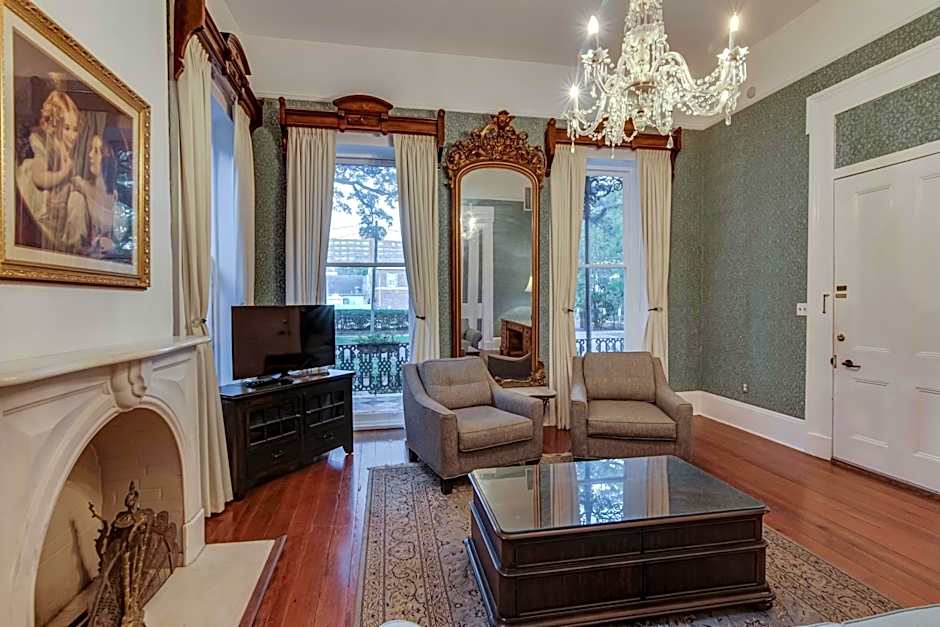 Photo 1 of 1 of Historic 1 Queen Bed