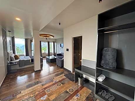 King Room with Balcony