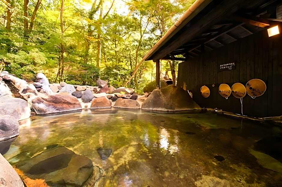 Yufuin Ryokan Wazanho