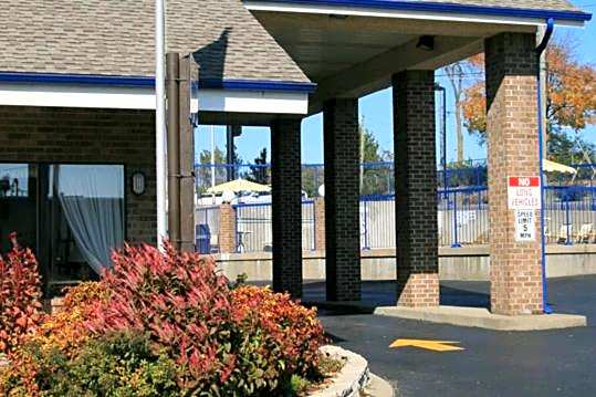 Days Inn By Wyndham Nashville North/Opryland Area