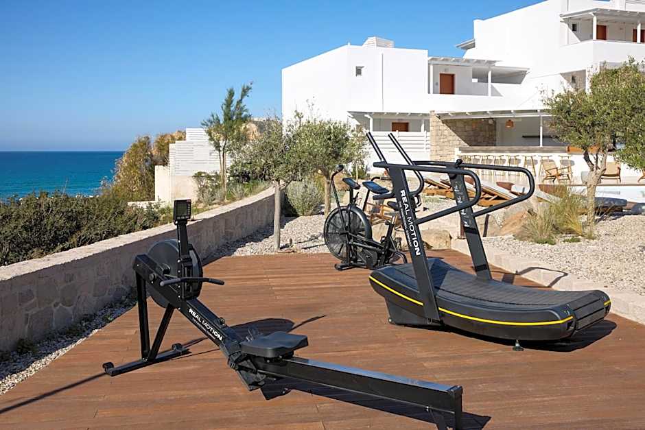 Golden Milos Beach Ηouse by Domotel