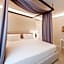 Naxi Suites
