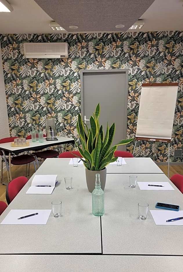 Hotel Restaurant Logis Le Tropicana