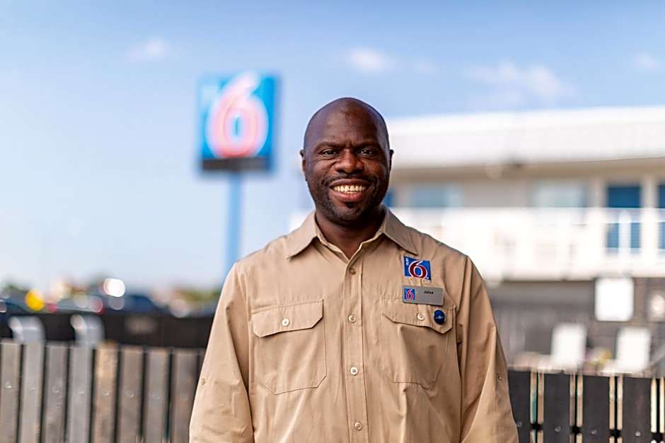 Motel 6 Scottsboro, AL Hwy 72