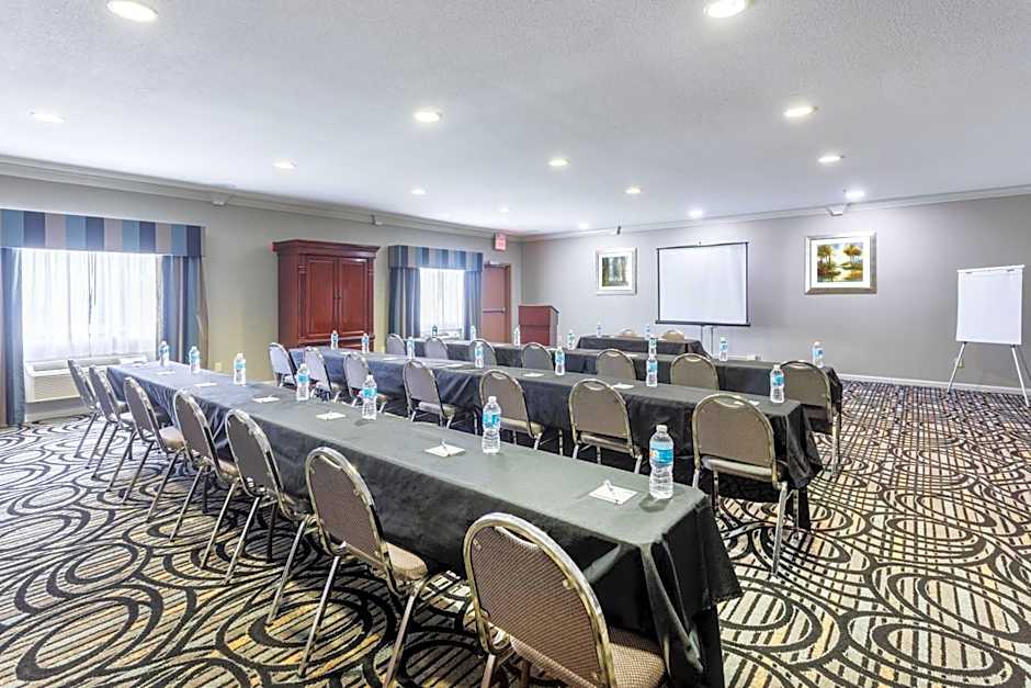 Holiday Inn Express Hotel and Suites Lake Charles By IHG