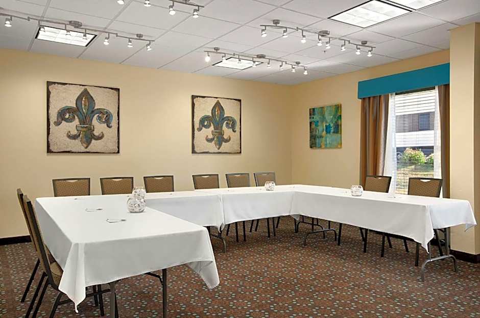 Hampton Inn By Hilton Slidell