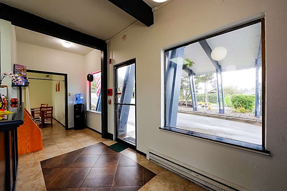 Coastal Inn by OYO Lincoln City - Oregon Coast Hwy