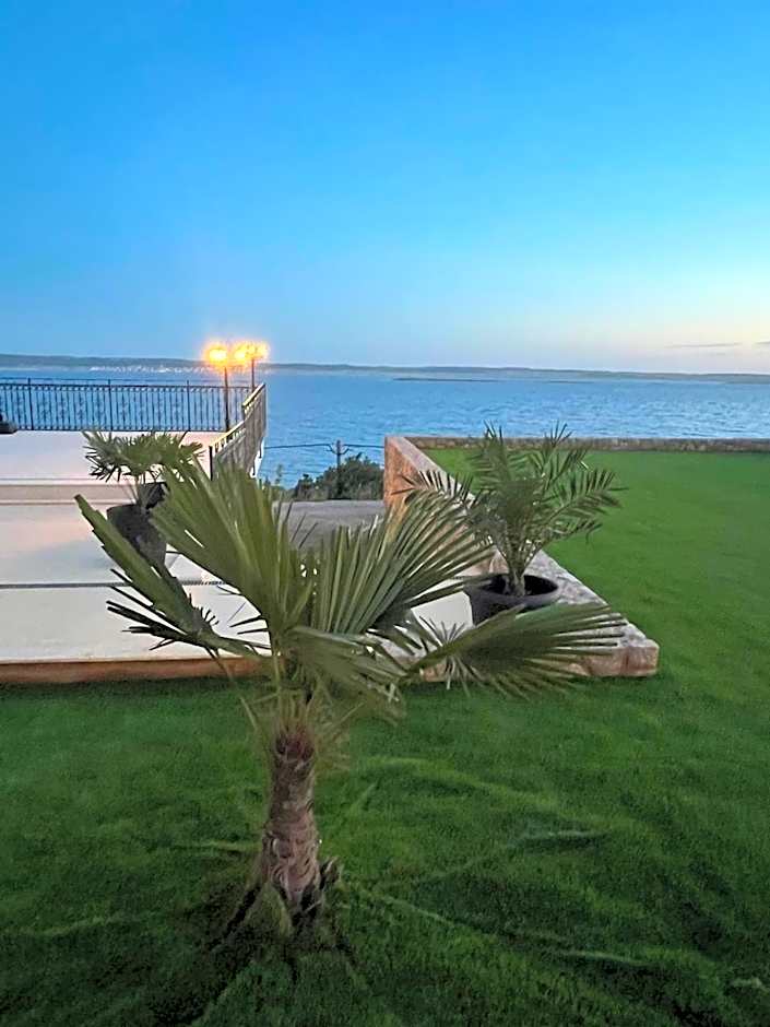 Villa Tin Apartments