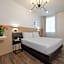Globus Urban Hotel