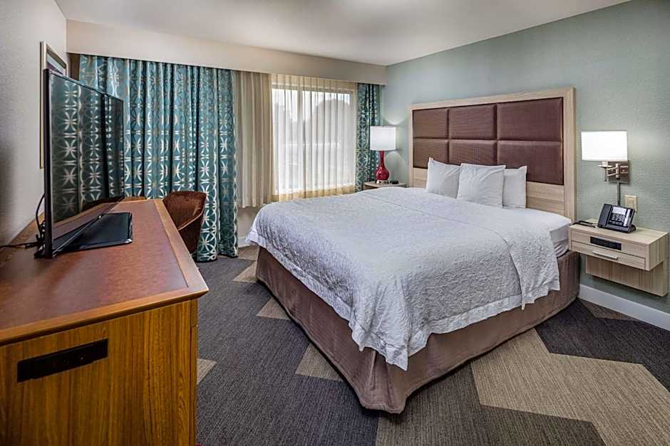 Hampton Inn By Hilton San Francisco-Airport