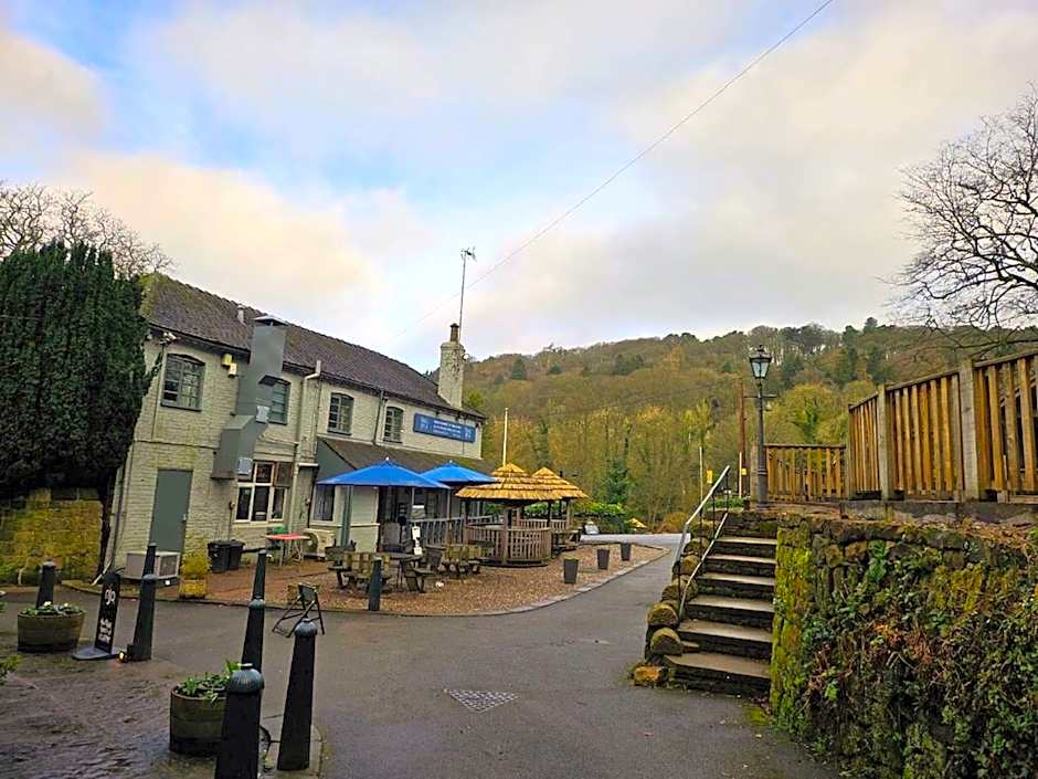 The Bridge House Restaurant and Hotel