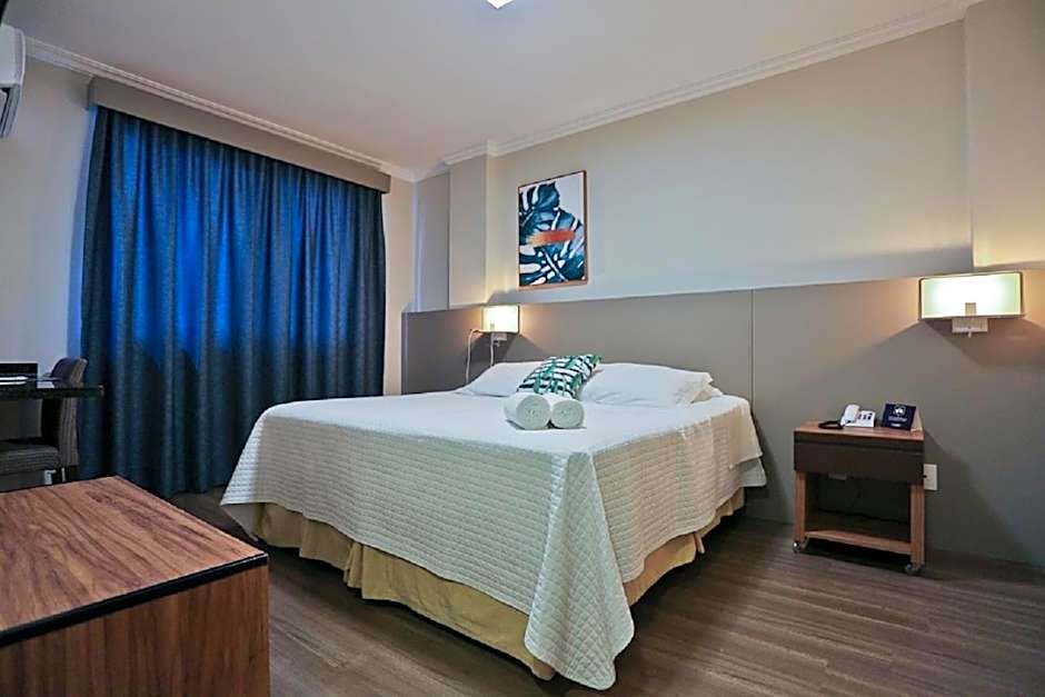 Sandri City Hotel