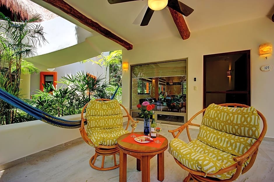 Riviera Maya Suites