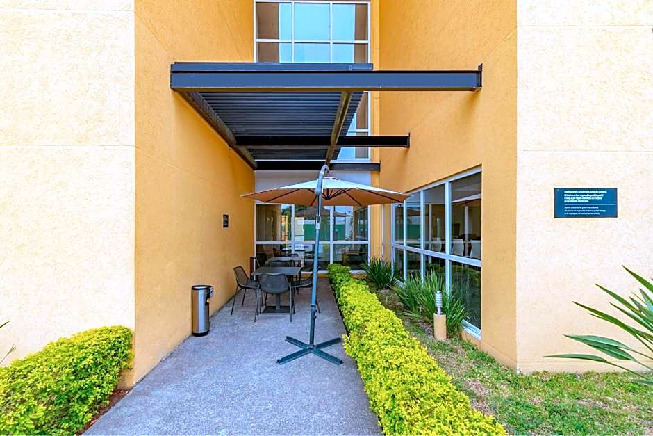 City Express by Marriott Tuxpan