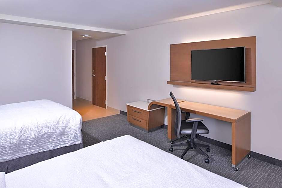 Courtyard by Marriott Columbus Grove City