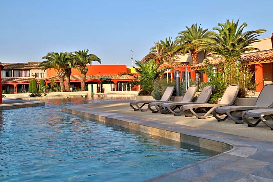 SOWELL Family Les Amandiers