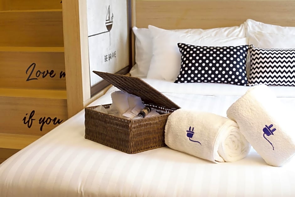 The Plug hotel @ i-Biz Avenue