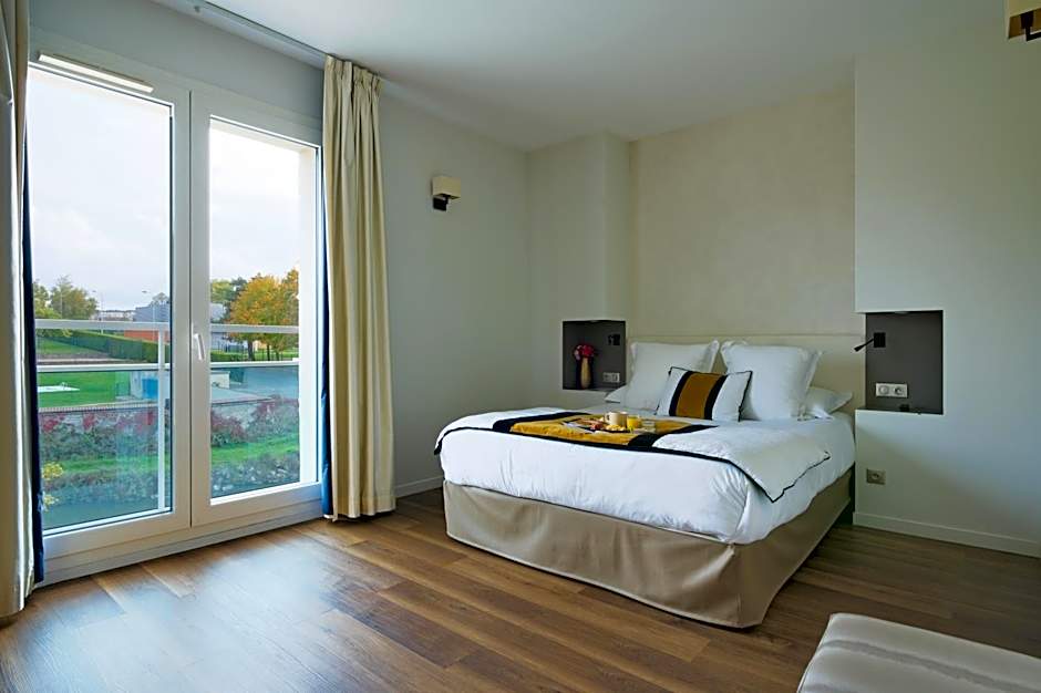 Le Konine - Hotel & Bar & Restaurant