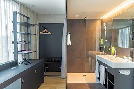 Extended Double Room - High Level