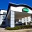Spark by Hilton Tupelo