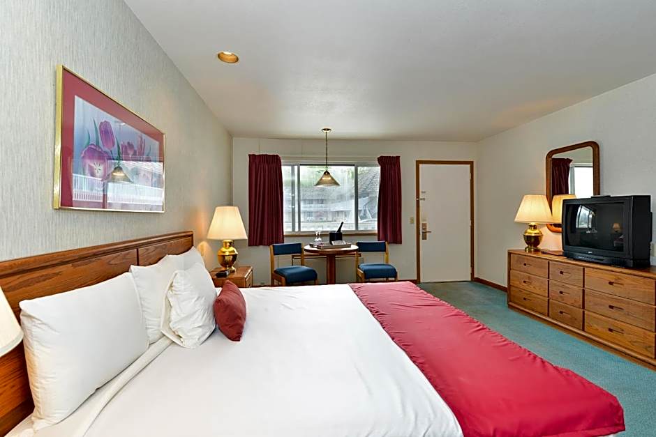 Travelodge by Wyndham Mackinaw City