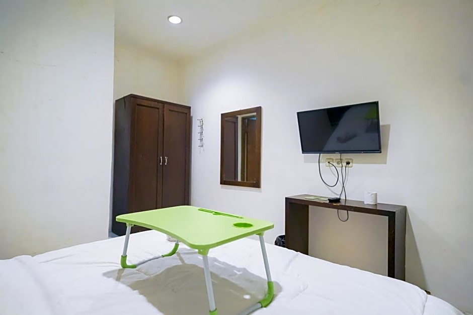 Urbanview Hotel Bes Mangga Besar
