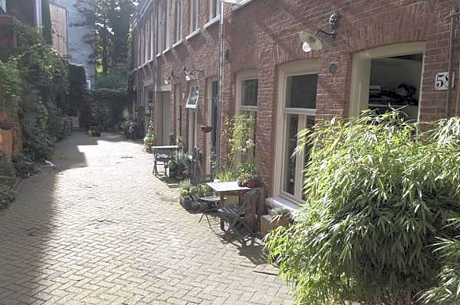 Beautiful 2 floor Vondelpark apartment.