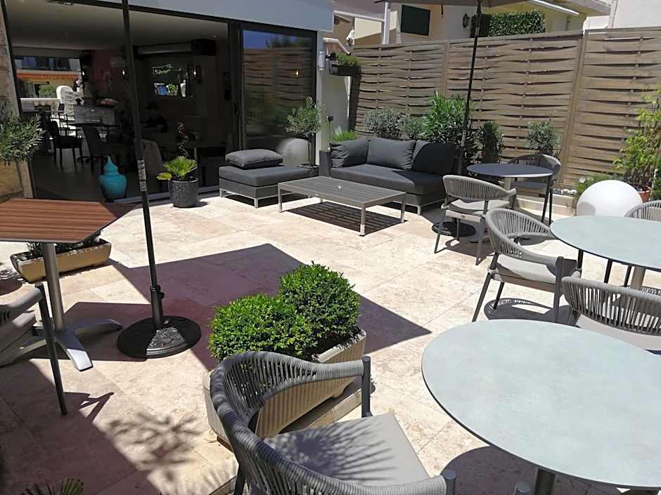 Hotel Miramar- Cap d'Antibes - La Garoupe plage