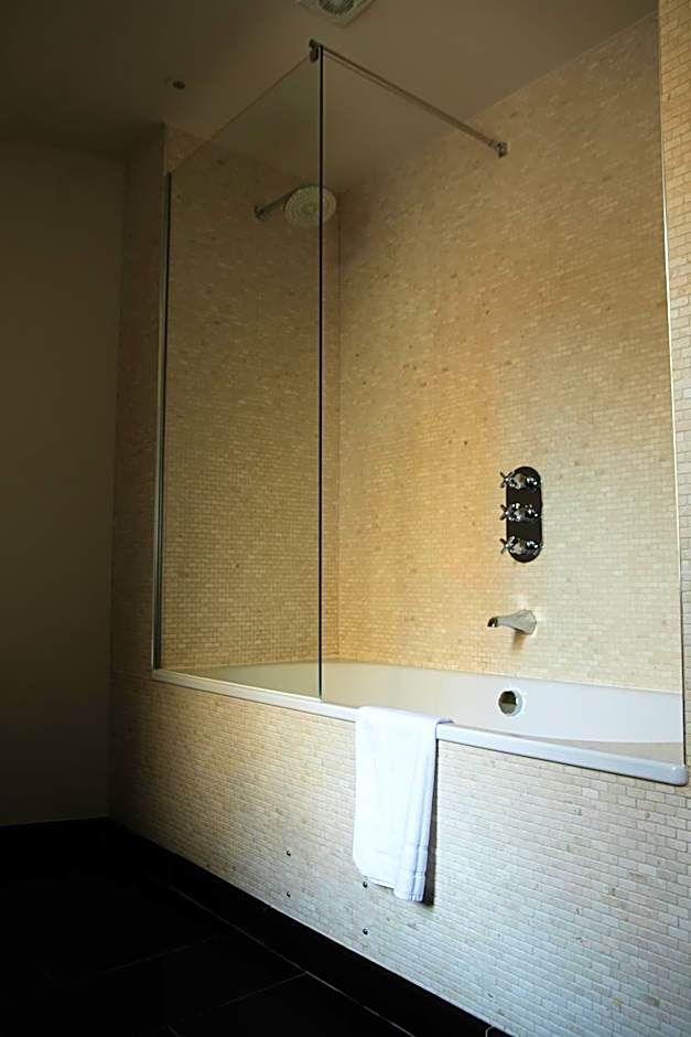 Mingary Castle - Restaurant with Rooms