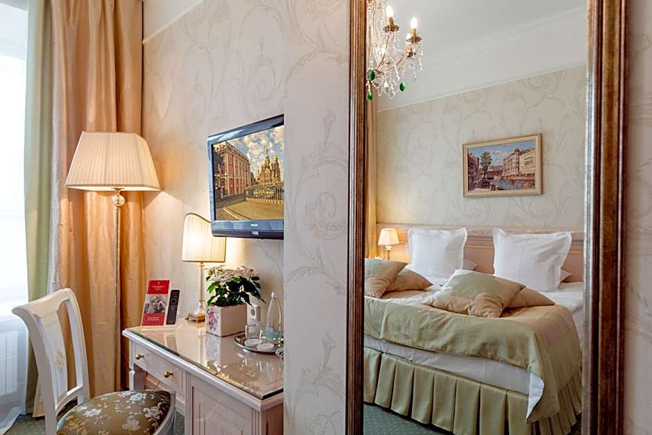 Golden Triangle Boutique Hotel