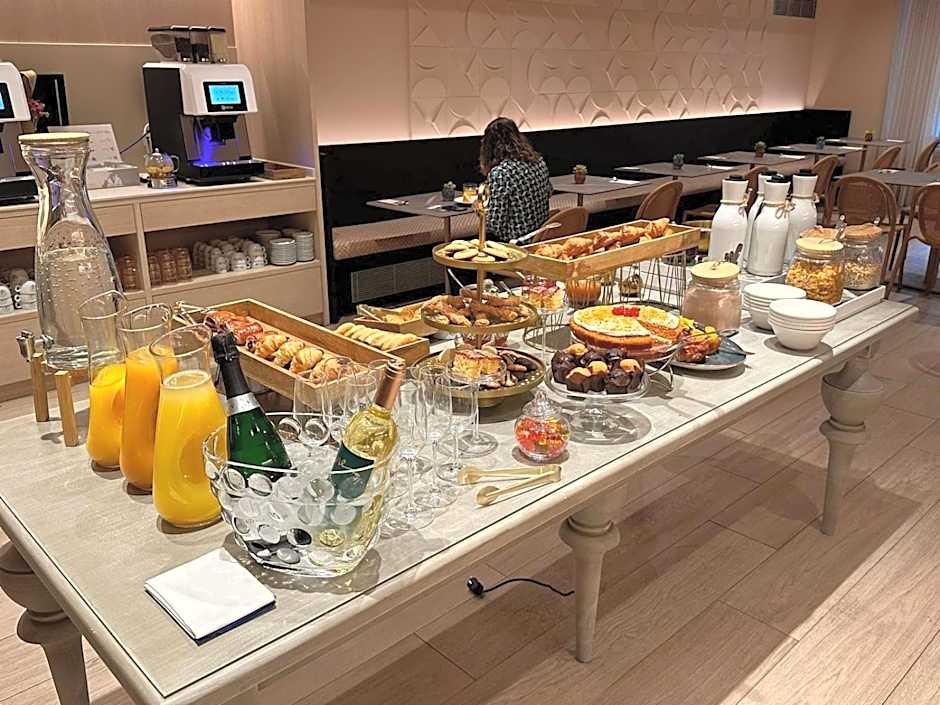 Arcelon Hotel! New Opening! Nueva apertura 2023!