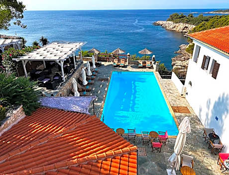 Yalis Hotel