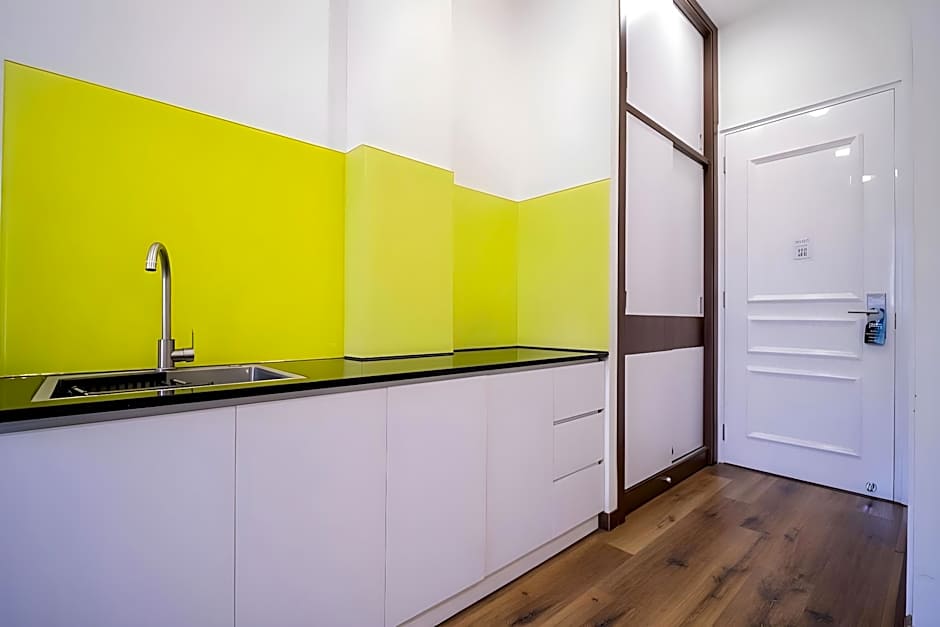 Dalat Blanc Hotel Apartment – Dalat, KS
