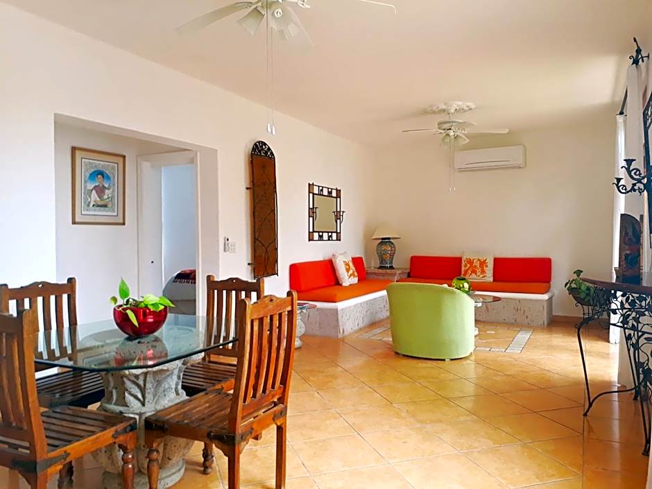El Encanto Inn & Suites
