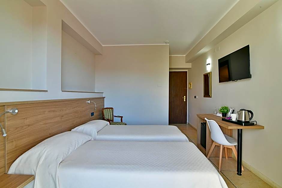 Hotel & Apartments Villa Linda