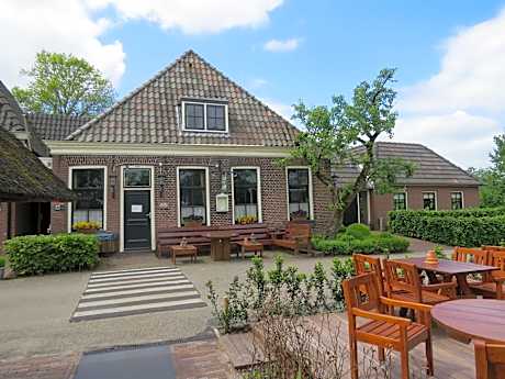 Hotel - Restaurant - Cafe- Geertien