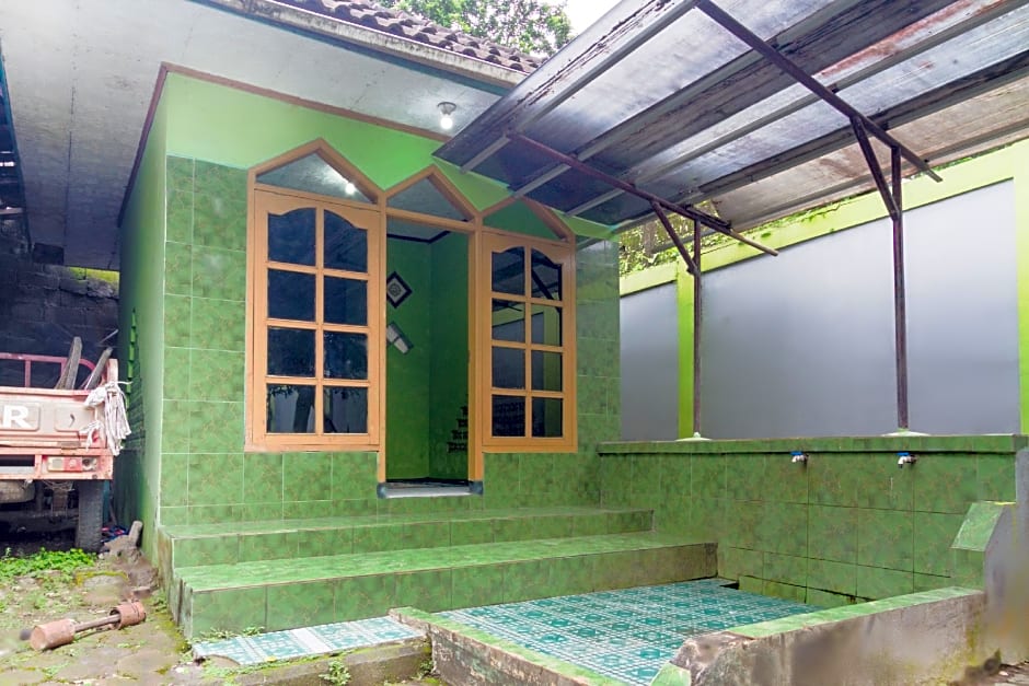 SPOT ON 2730 Hotel Maribaya Indah Syariah