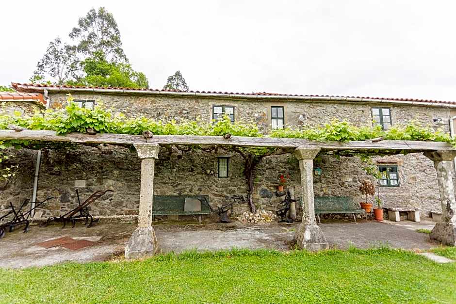 Casa da Ponte de Penas