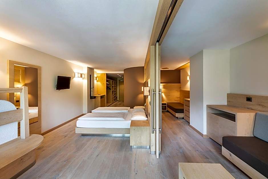 Design & Suite Hotel Ciarnadoi