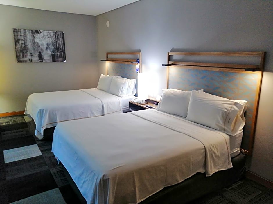 Holiday Inn Express Mexico Reforma by IHG