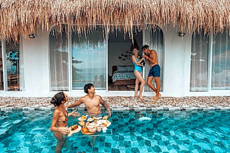 The Sea Breeze Pool Villa Bangphra Bangsaen